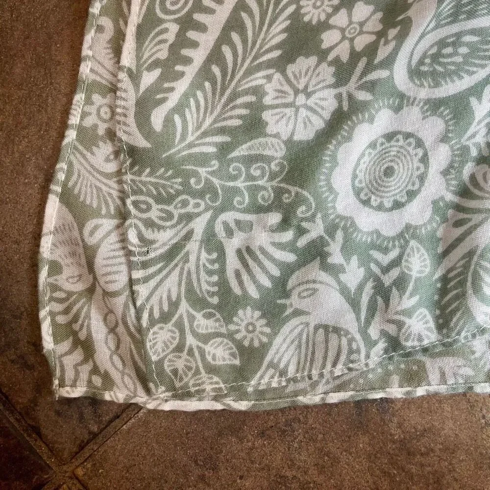 NWT Yak & Yeti Green Floral Thin Shawl Cardigan One Size